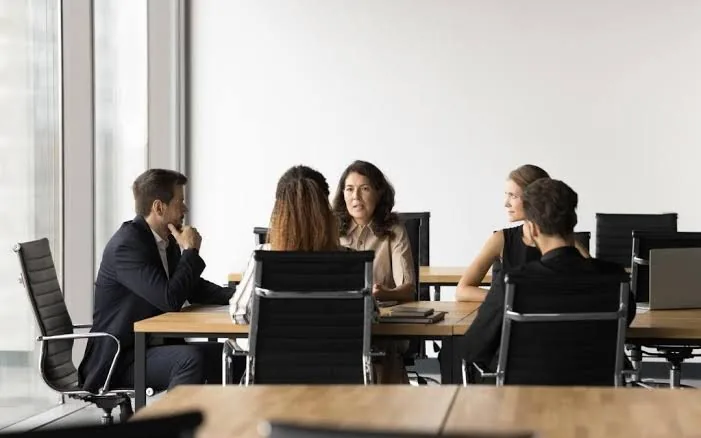 Government officials meeting